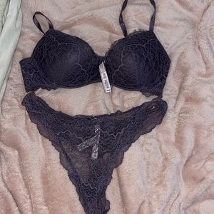 Victoria Secret Lace Set - price negotiable 😊